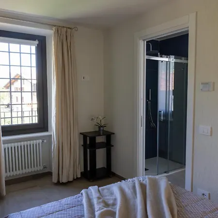 Manor House דירה *