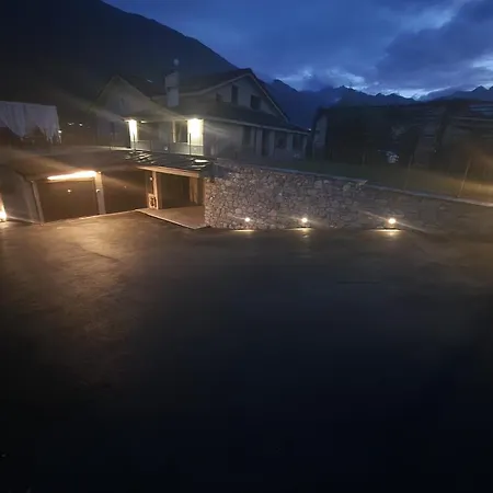 Manor House דירה *